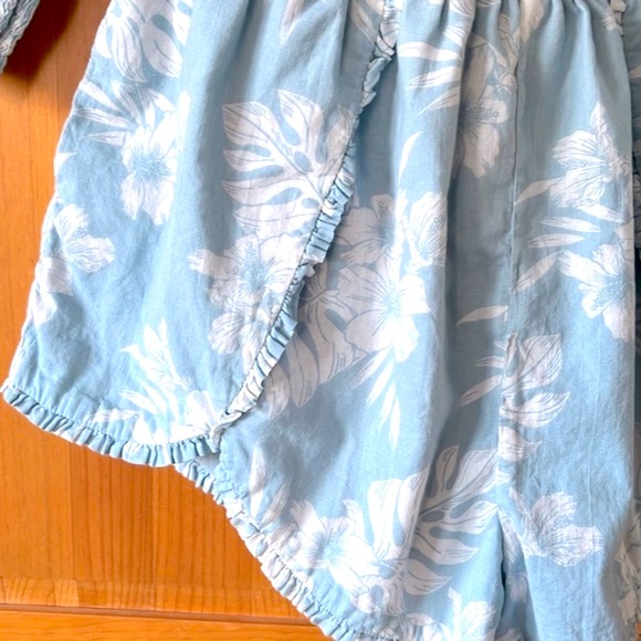 🌟HP🌟NWT American Eagle Smocked Romper - Picture 7 of 11